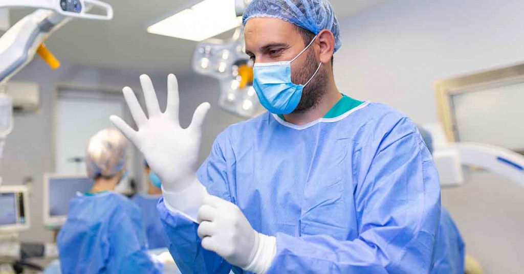 Como escolher o cirurgião de tumores da boca certo para o seu caso